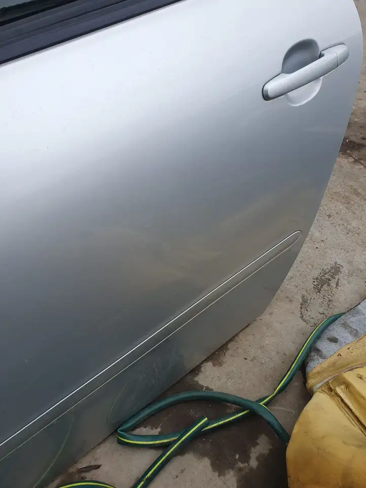 Toyota Avensis Verso (2004 - 2009) Задняя дверь — фото 3