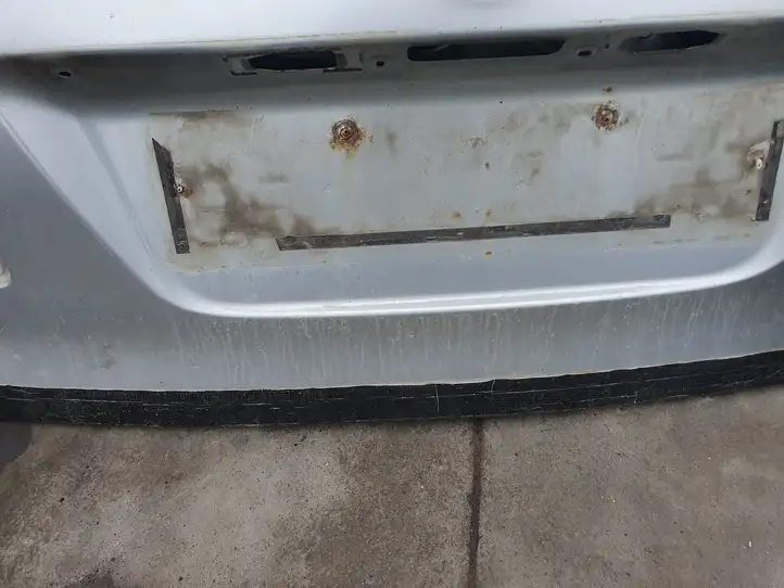 Toyota Avensis Verso (2004 - 2009) Крышка багажника — фото 7