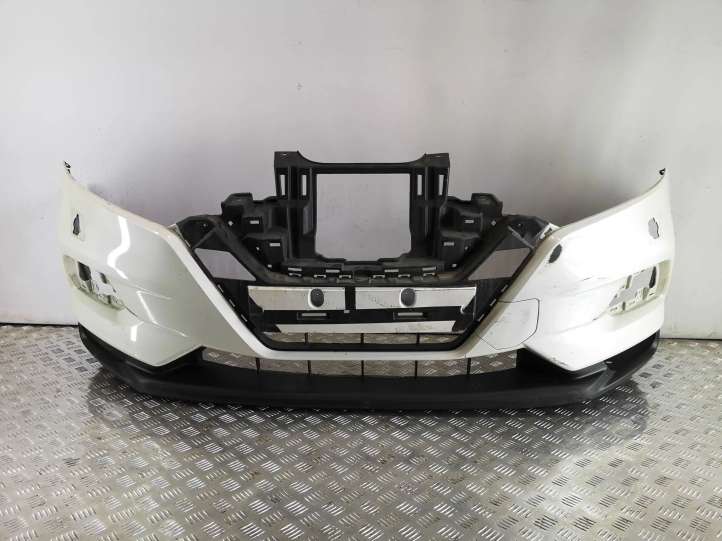 62022HV00H Nissan Qashqai Priekinis bamperis