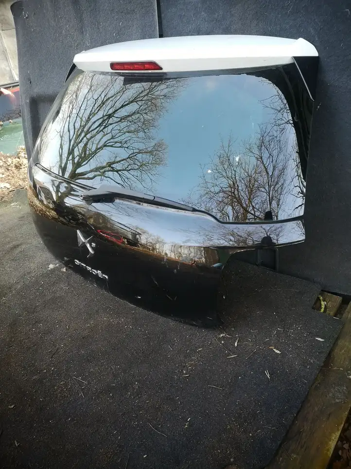 Citroen DS3 (2010 - 2016) Крышка багажника — фото 3