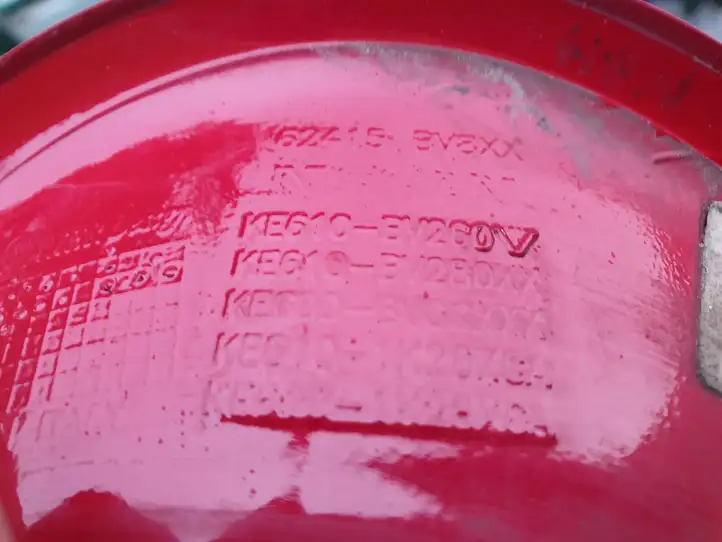 Nissan Juke I F15 (2010 - 2018) KE610BV260RD Прочие внешние детали — фото 2