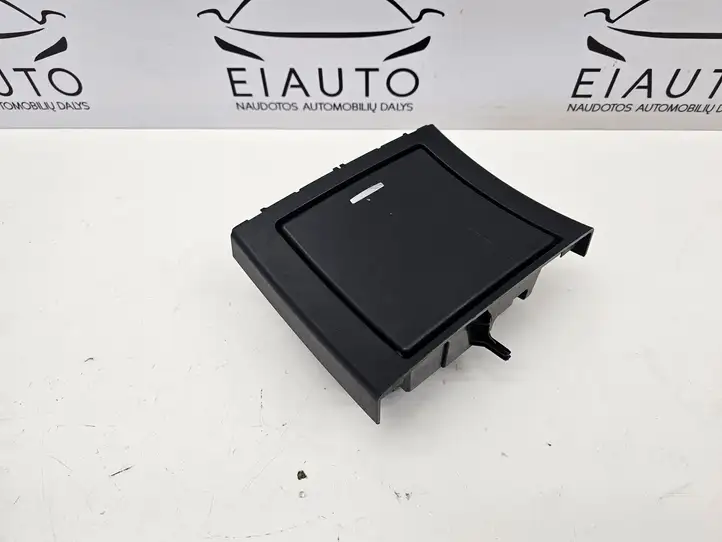 Mercedes-Benz E W212 (2009 - 2016) A2126803850 Задняя пепельница — фото 6