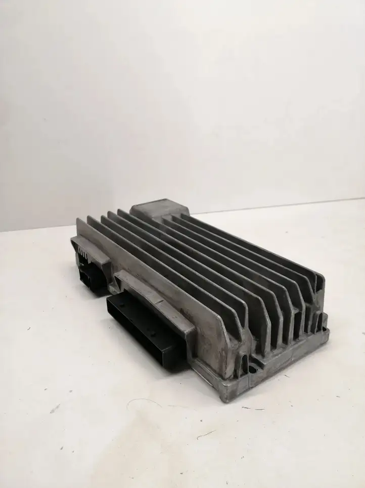 Audi Q5 SQ5 (2012 - 2017) 8T1035223A Усилитель звука — фото 1