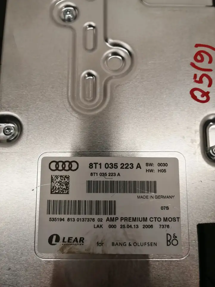 Audi Q5 SQ5 (2012 - 2017) 8T1035223A Усилитель звука — фото 5