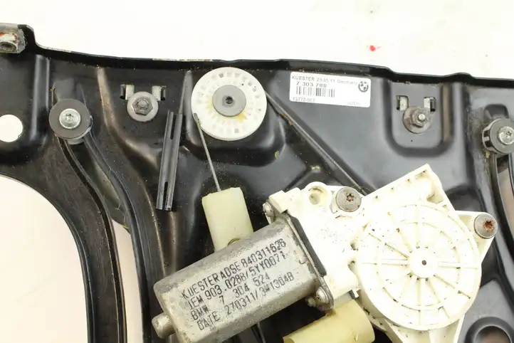 BMW 6 F12 F13 (2010 - 2018) 7303788 Заднее боковое стекло — фото 4
