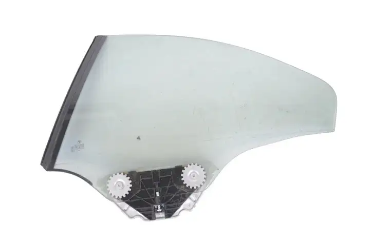 BMW 4 F32 F33 (2013 - 2017) 43R001025 Заднее боковое стекло — фото 1