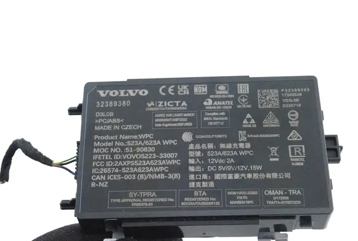 Volvo XC40 (2017 - ) 32389380 Модуль беспроводной зарядки — фото 5