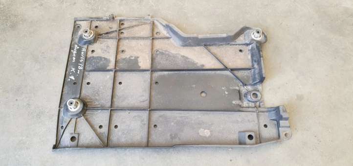 5816602030 Toyota Auris E180 Variklio dugno apsauga