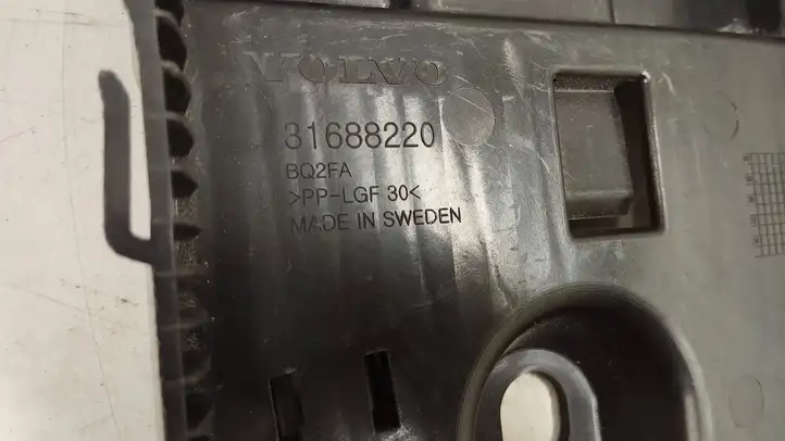 Volvo S90, V90 (2016 - 2020) 31688220 Площадка аккумулятора — фото 3