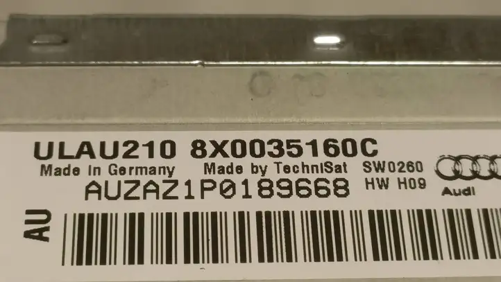 Audi A1 (2010 - 2014) 8X0035160C Магнитола / мультимедийная система — фото 7