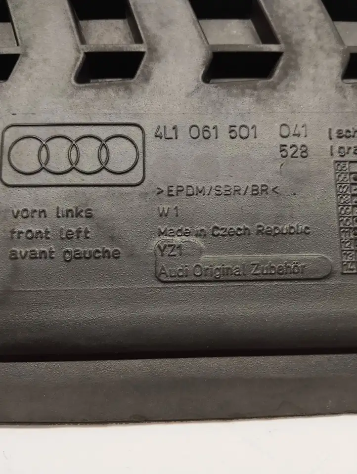 Audi Q7 4L (2009 - 2015) 4L1061501 Передний коврик салона — фото 6