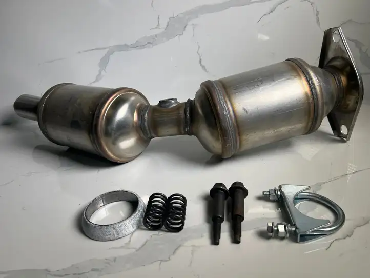 Toyota Prius (XW30) (2009 - 2015) Катализатор / DPF / FAP — фото 1