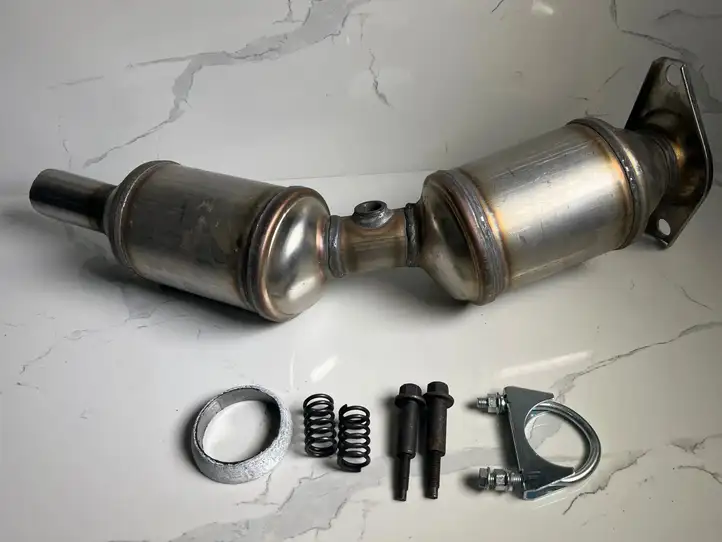 Toyota Prius (XW30) (2009 - 2015) Катализатор / DPF / FAP — фото 1