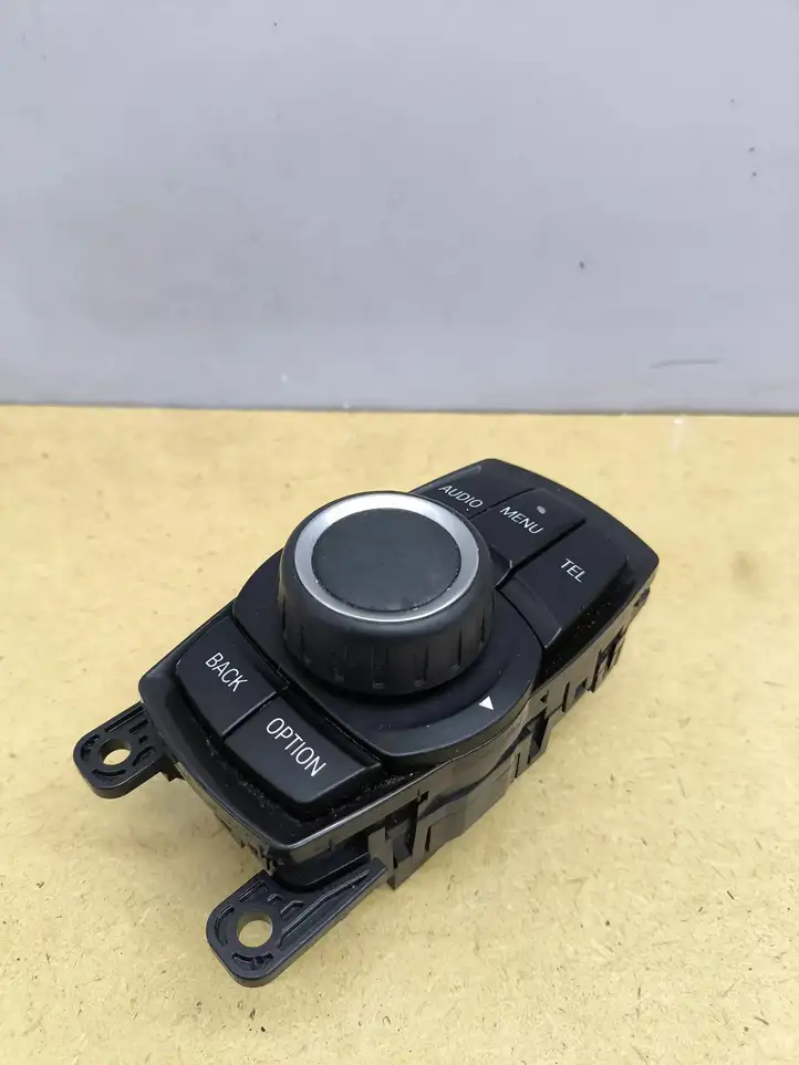 BMW 1 F20 F21 (2011 - 2019) 926170402 Контроллер мультимедийной системы — фото 3