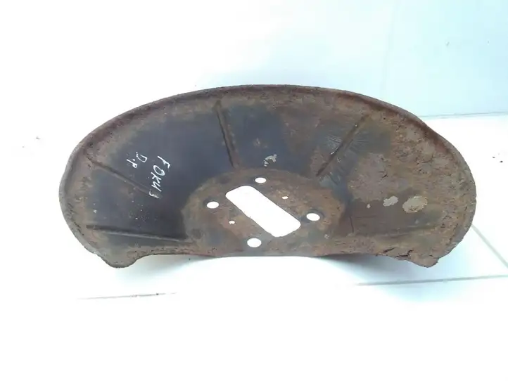 Ford Focus (1998 - 2004) Защитный кожух заднего тормозного диска — фото 2