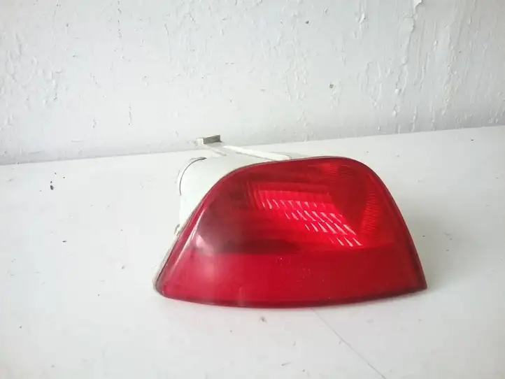 Ford Focus (1998 - 2004) 1M5115K272A Задняя противотуманная фара — фото 1