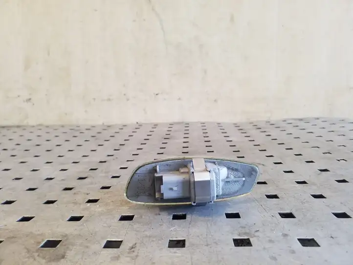 Citroen C4 I Picasso (2006 - 2013) 9680005080 Поворотный фонарь крыла — фото 2