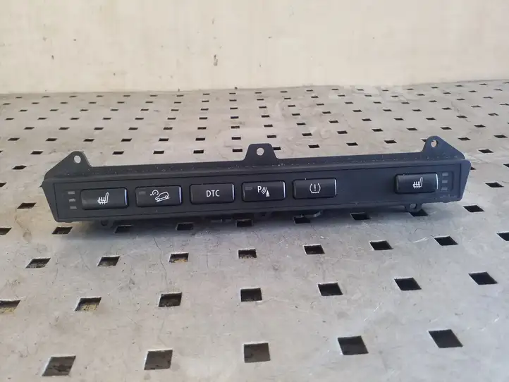 BMW X3 E83 (2003 - 2010) 61313427957 Другие включатели / ручки/ переключатели — фото 1