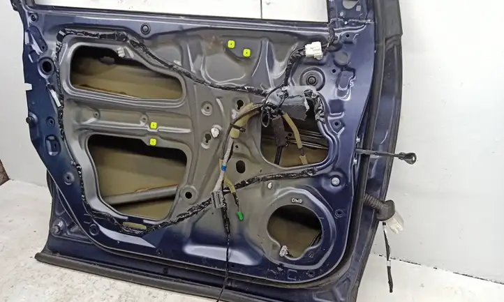 Honda CR-V (2012 - 2016) Дверь — фото 8