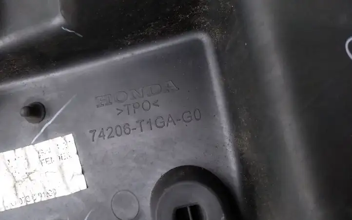 Honda CR-V (2012 - 2016) 74206T1GAG0 Дефлектор воздуха — фото 3
