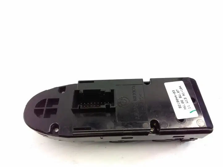 BMW X5 E70 (2006 - 2013) 9218044 Кнопка стеклоподъемников — фото 3