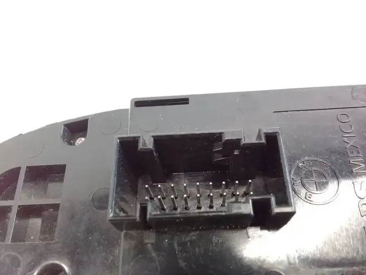 BMW X5 E70 (2006 - 2013) 9218044 Кнопка стеклоподъемников — фото 4