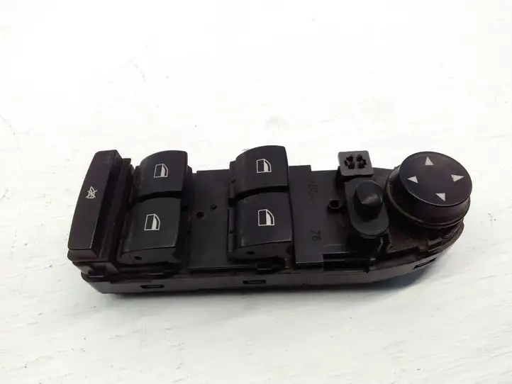 BMW 5 E60 E61 (2004 - 2010) 9122110 Кнопка стеклоподъемников — фото 1