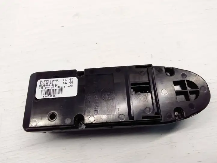 BMW 5 E60 E61 (2004 - 2010) 9122110 Кнопка стеклоподъемников — фото 3