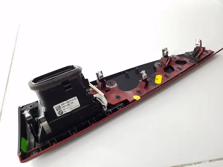 BMW 1 F20 F21 (2011 - 2019) 920535606 Боковой воздушный дефлектор — фото 3