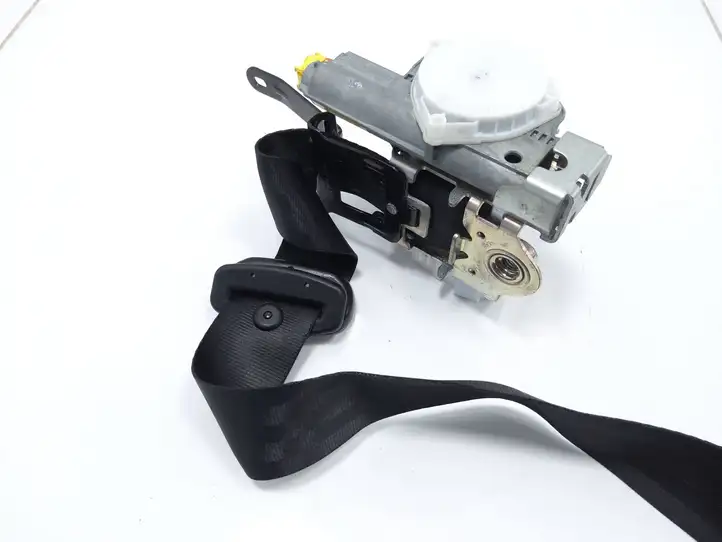 Ford Fiesta (2009 - 2012) C1BBA61294AE Передний ремень безопасности — фото 4