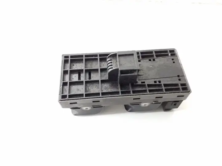 Audi A4 S4 B8 8K (2007 - 2011) 8K0959851D Кнопка стеклоподъемников — фото 2