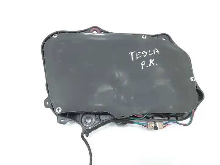 Tesla Model S (2012 - 2016) 100899700C Наружная ручка двери — фото 1
