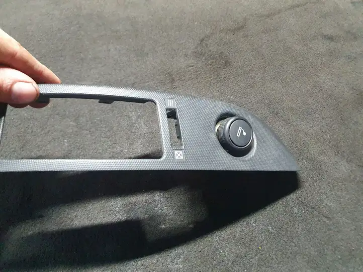 Toyota Corolla Verso AR10 (2004 - 2009) 5568064010 Боковой воздушный дефлектор — фото 6