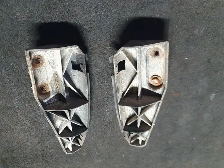 Toyota Corolla Verso AR10 (2004 - 2009) 525620F010 Кронштейн заднего бампера — фото 3