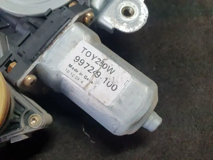 Toyota Corolla Verso AR10 (2004 - 2009) 997249100 Электростеклоподъемник передний (комплект) — фото 3