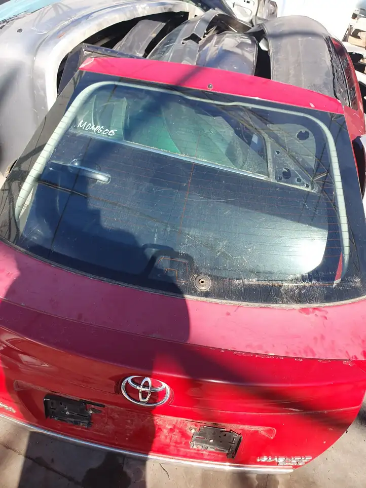 Toyota Avensis T250 (2003 - 2006) Крышка багажника — фото 4