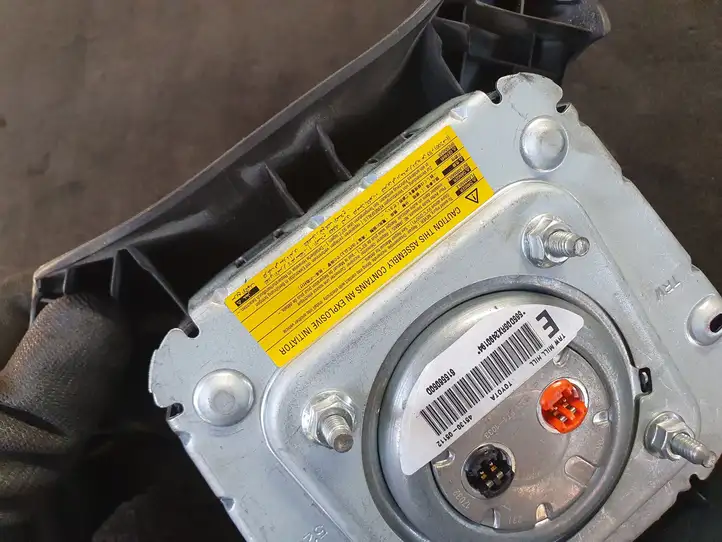Toyota Avensis T250 (2003 - 2006) 615560500 Подушка безопасности руля — фото 8