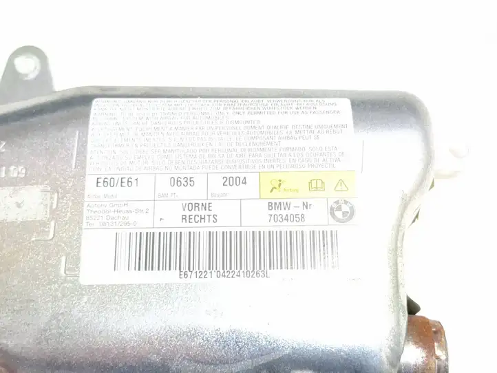 BMW 5 E60 E61 (2004 - 2010) 7034058 Боковая подушка безопасности (стойка) — фото 5