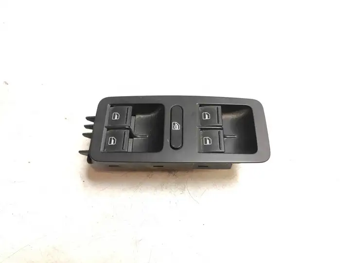 Volkswagen PASSAT B7 USA (2012 - 2016) 561867375 Блок кнопок стеклоподъемников — фото 4