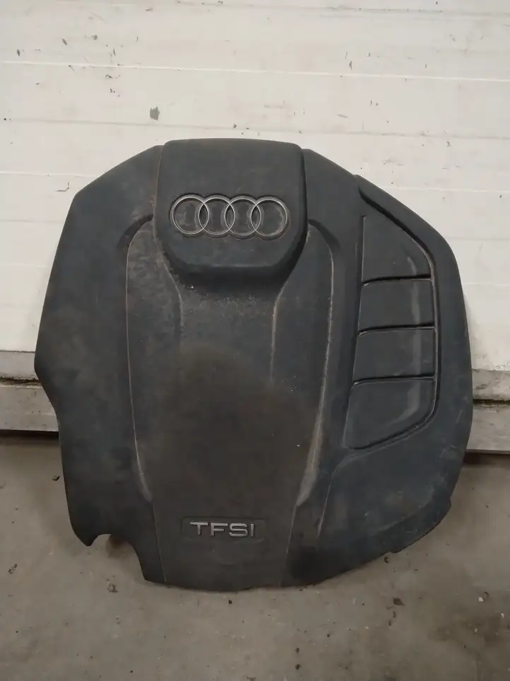 Audi S5 8T (2011 - 2016) Крышка двигателя декоративная — фото 1