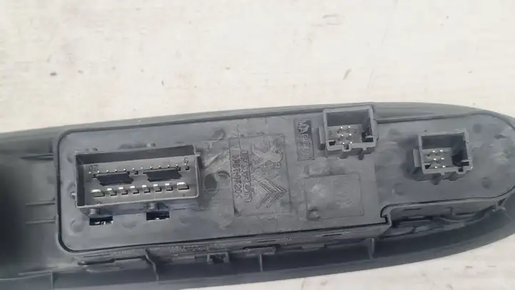 Citroen C4 (2011 - 2016) 96657050ZD Блок кнопок стеклоподъемников — фото 2