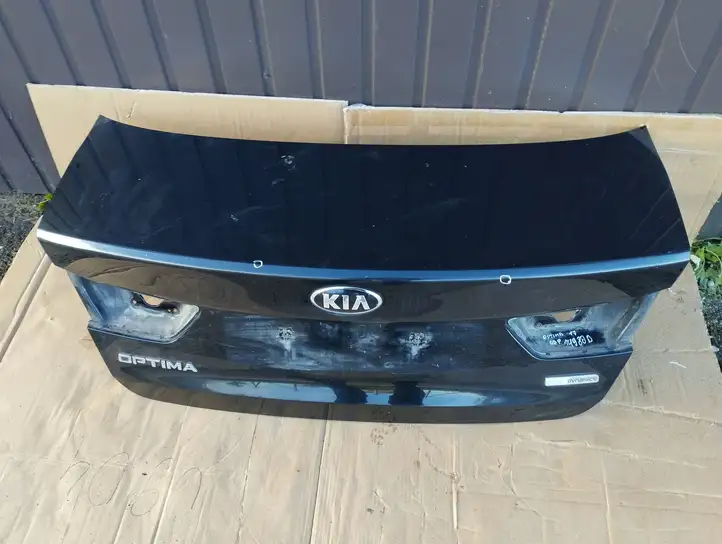 Kia Optima (2015 - 2018) Крышка багажника — фото 1