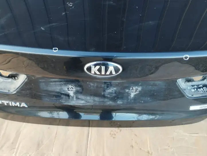 Kia Optima (2015 - 2018) Крышка багажника — фото 6