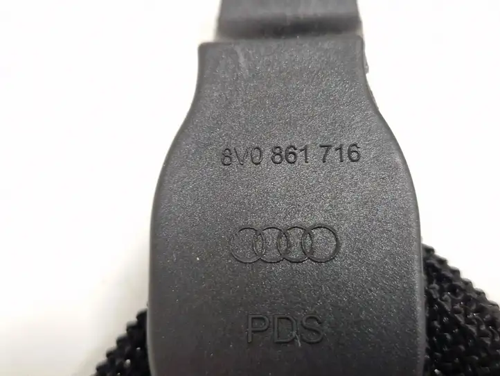 Audi A4 S4 B9 (2015 - 2019) 8V0861716 Шторка багажника (сетка) — фото 5