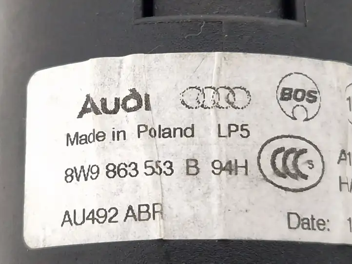 Audi A4 S4 B9 (2015 - 2019) 8W9863553B Шторка — фото 7