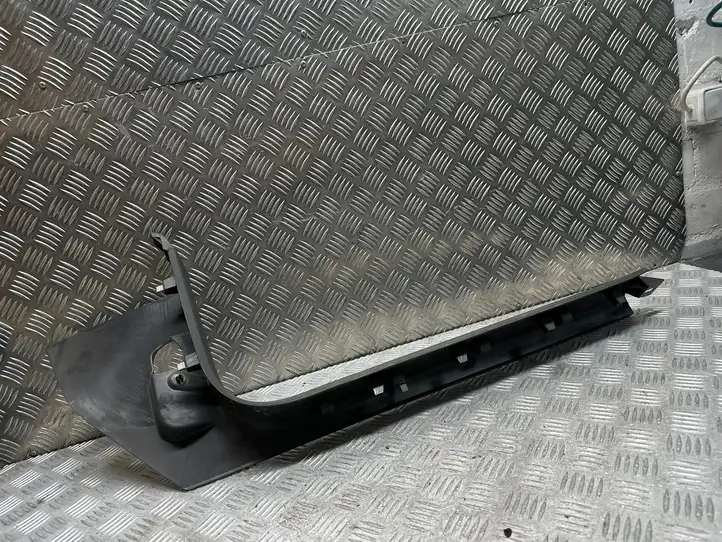 Volkswagen Touran II (2010 - 2016) 1T1863483C Внутренняя отделка переднего порога — фото 2