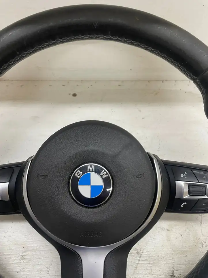 BMW 3 F30 F35 F31 (2012 - 2018) Руль — фото 1