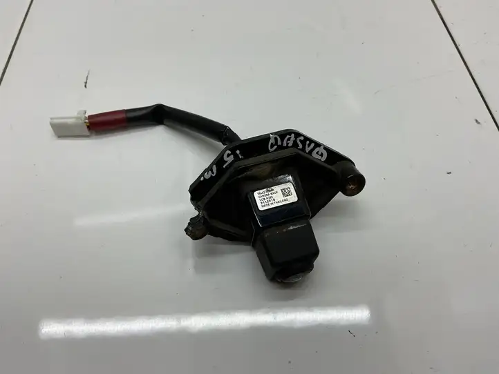 Nissan Qashqai (2013 - 2017) 284424EA0A Видеокамера заднего вида — фото 1