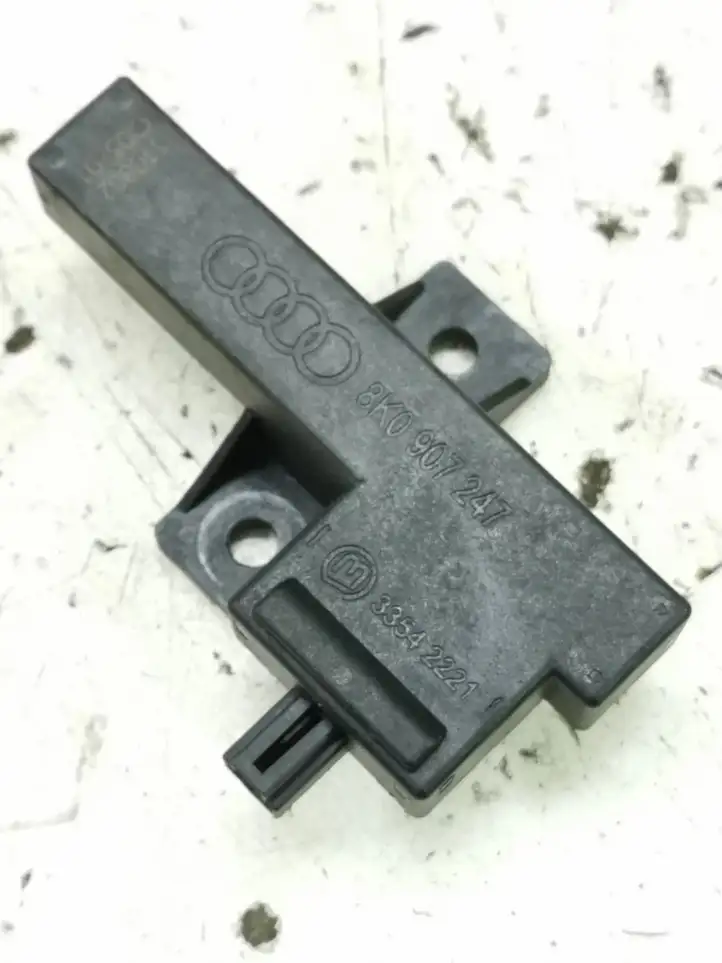 Audi A6 C7 (2011 - 2014) 8K0907247 Антенна системы Keyless — фото 1