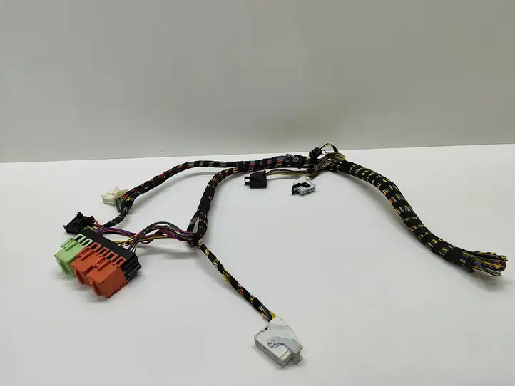 BMW 5 E60 E61 (2004 - 2010) 8373700 Прочая электропроводка — фото 2